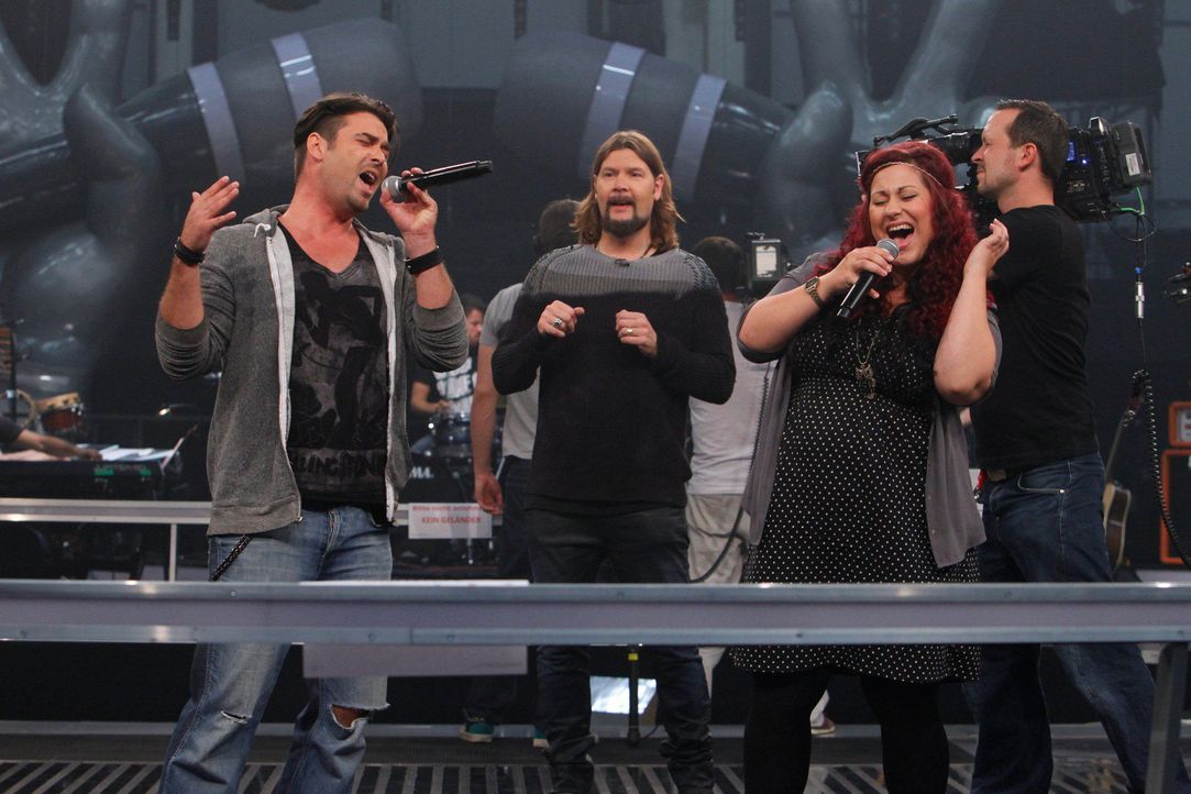 battle-sebastian-vs-karo-04-the-voice-of-germany-huebnerjpg 2160 x 1440 - Bildquelle: SAT.1/ProSieben/Richard Hübner