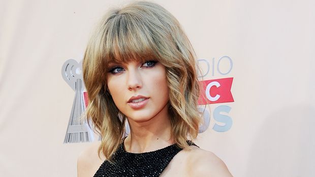 Taylor Swift - Steckbrief, Biographie & alle Infos