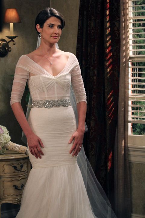 Wen wird Robin (Cobie Smulders) heiraten? - Bildquelle: 20th Century Fox International Television