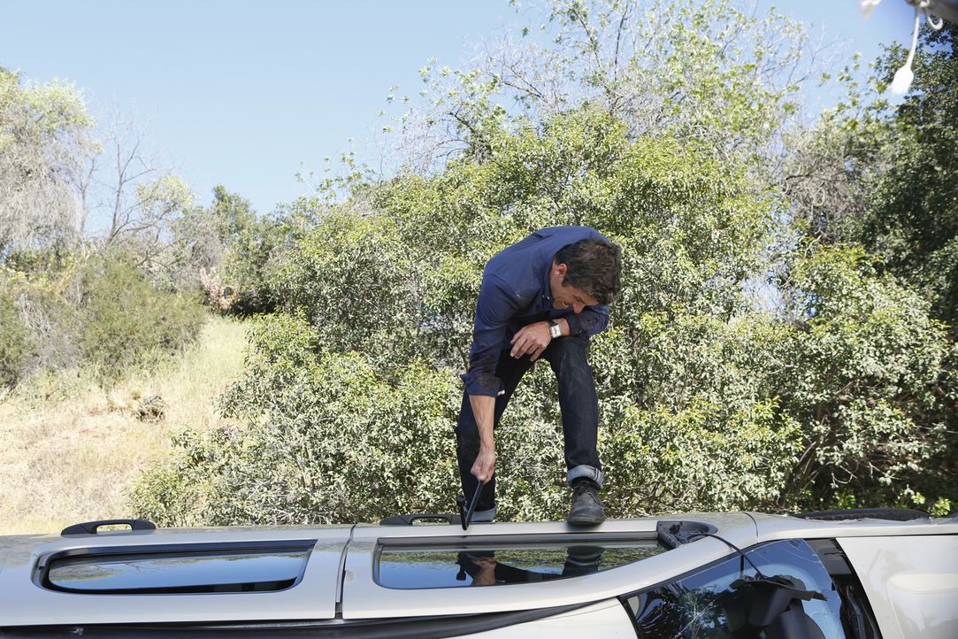 Derek (Patrick Dempsey) wird auf dem Weg zum Flughafen Zeuge eines schrecklichen Autounfalls. Doch kann er die Verletzten retten? - Bildquelle: ABC Studios