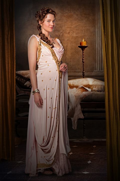 Unterstützt die Träume ihres Mannes Batiatus, wo sie nur kann: Lucretia (Lucy Lawless) ... - Bildquelle: 2010 Starz Entertainment, LLC