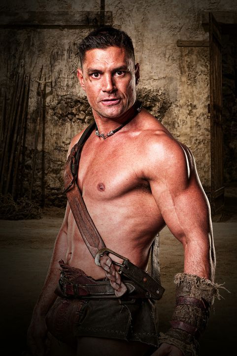 Crixus (Manu Bennett) ist ein Top-Gladiator, Liebhaber von Lucretia und der "Champion von Capua". Er verachtet Spartacus ... - Bildquelle: 2009 Starz Entertainment, LLC