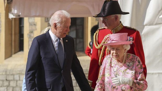 Queen empfängt Joe Biden und First Lady Jill