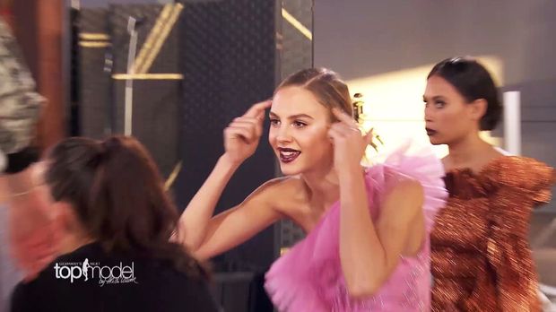 GNTM: Die ersten Minuten der sechsten Folge