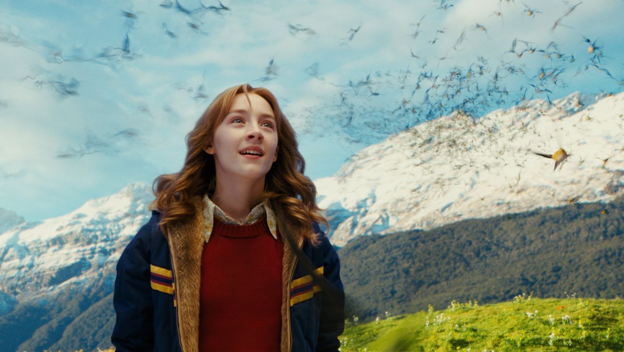 Nachdem sie ermordet wurde, landet die 14-jährige Susie (Saoirse Ronan) in einem wunderbaren Zwischenreich, denn das Mädchen hat ihre Familie und Fr... - Bildquelle: 2009 DW Studios L.L.C. All Rights Reserved.