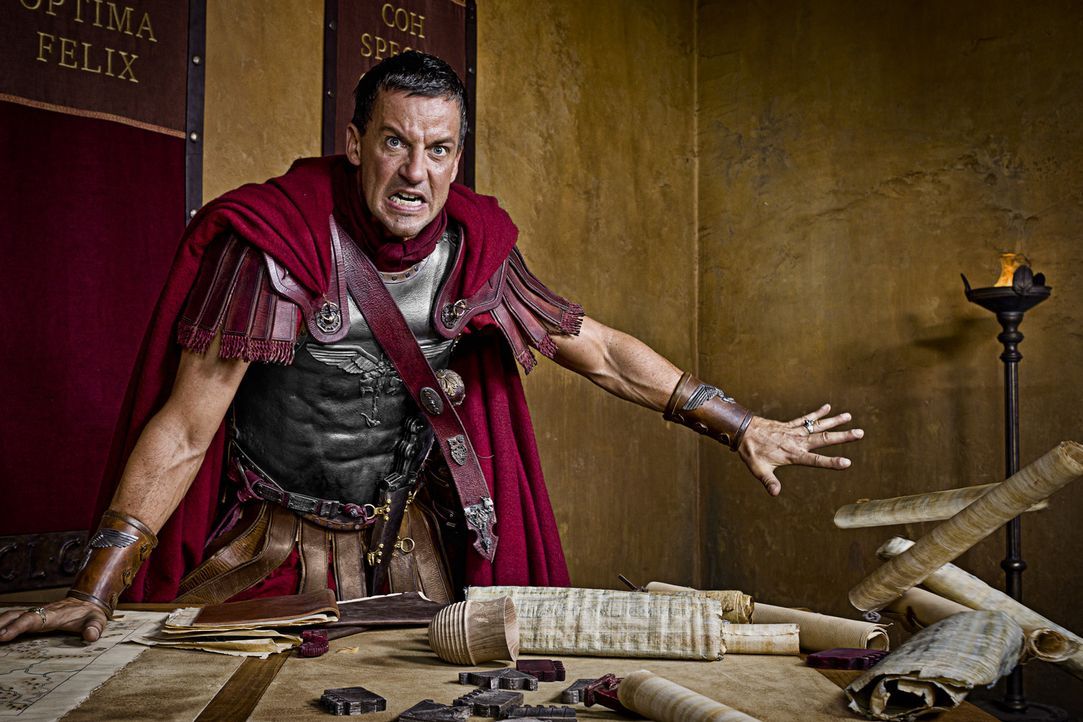 Nicht nur von Spartacus und seine Mannen, sondern auch aus den eigenen Reihen droht Verderben: Gaius Claudius Glaber (Craig Parker) ... - Bildquelle: 2011 Starz Entertainment, LLC. All rights reserved.