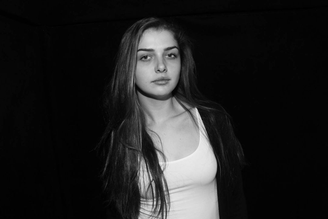 GNTM-Stf10-Epi05-Fotobooth-77-Varisa-Thomas-Hayo - Bildquelle: Thomas Hayo