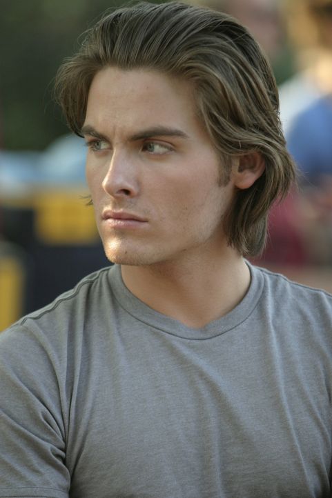 Nach anfänglicher Ratlosigkeit erkennen Nell und Woody (Kevin Zegers), dass ihr ungewollter Körpertausch auch seine guten Seiten haben kann ... - Bildquelle: Sony Pictures Television International
