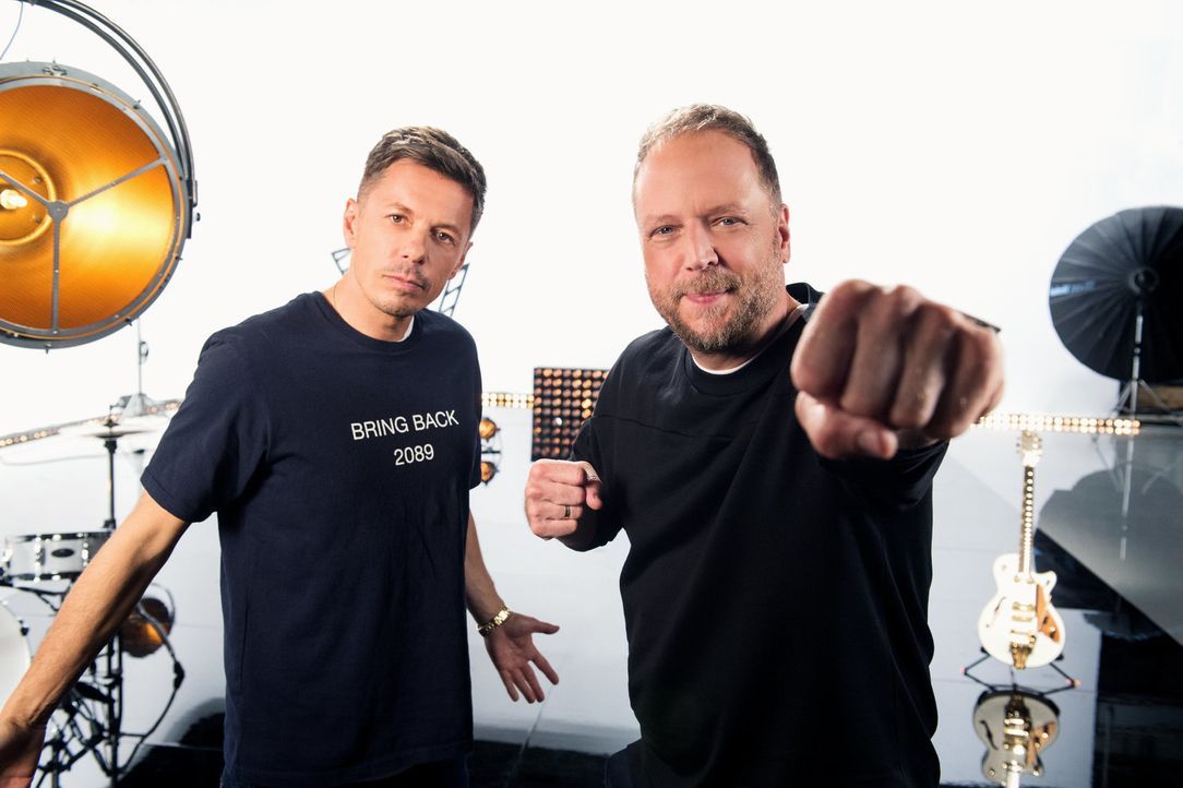Können Michi Beck (l.) und Smudo (r.) die besten Talente für ihr Team gewinnen? - Bildquelle: Andre Kowalski SAT.1/Andre Kowalski