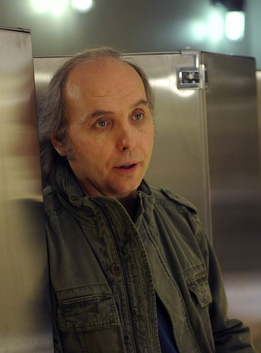Wer ist Bruce (Dwight Yoakam) wirklich? - Bildquelle: 2011 FX Networks, LLC. All rights reserved.