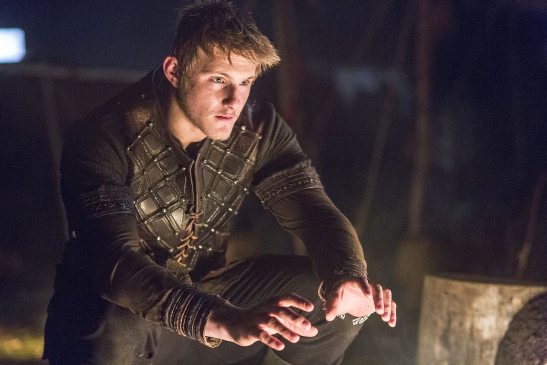 Wird Bjorn (Alexander Ludwig) seinem Vater weiter treu zur Seite stehen? - Bildquelle: 2014 TM TELEVISION PRODUCTIONS LIMITED/T5 VIKINGS PRODUCTIONS INC. ALL RIGHTS RESERVED.