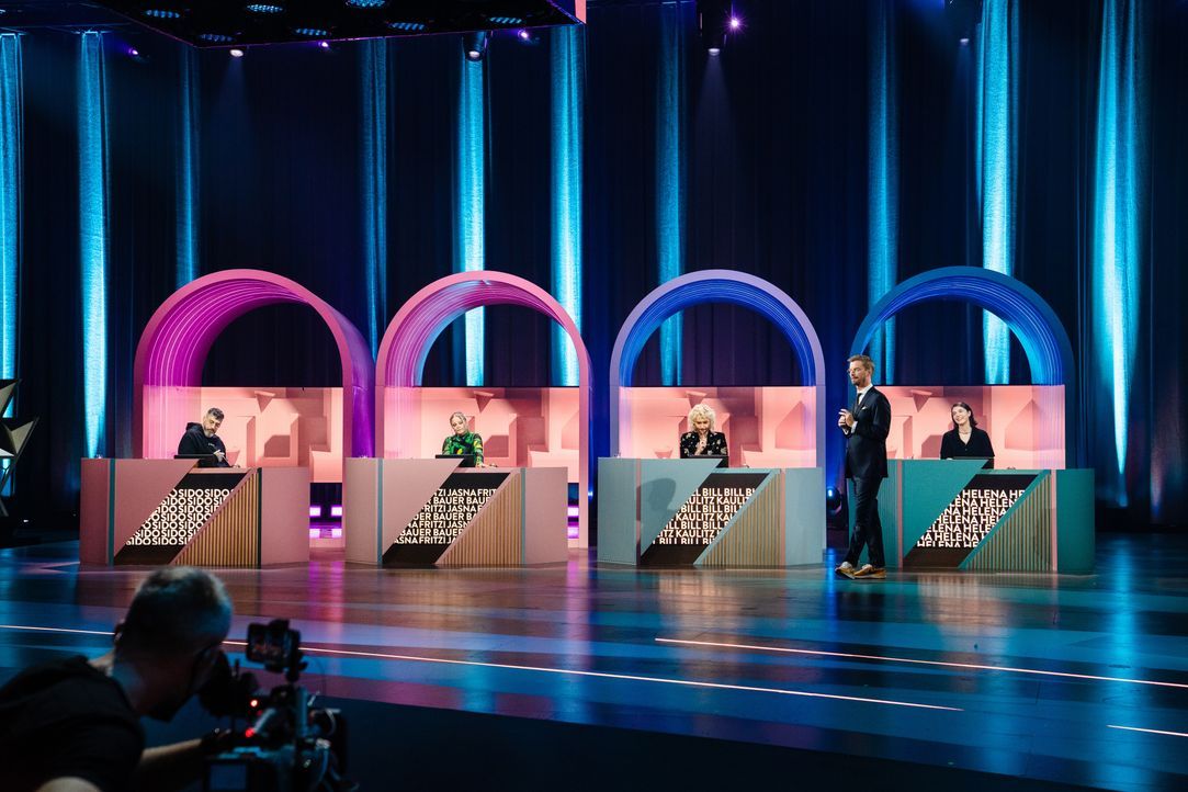 (v.l.n.r.) Sido; Jasna Fritzi Bauer; Bill Kaulitz; Joko Winterscheidt; Helena - Bildquelle: Weiya Yeung © ProSieben / Weiya Yeung
