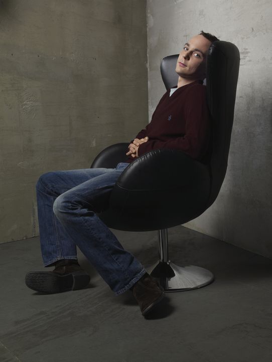 (3. Staffel) - Ein Intellektueller, der allerdings keine Ahnung von einem Leben neben der Physik und Videogames hat: Dr. Sheldon Cooper (Jim Parsons... - Bildquelle: Warner Bros. Television