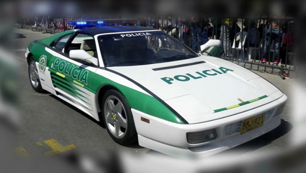 Bild Geschichte Polizei Ferrari