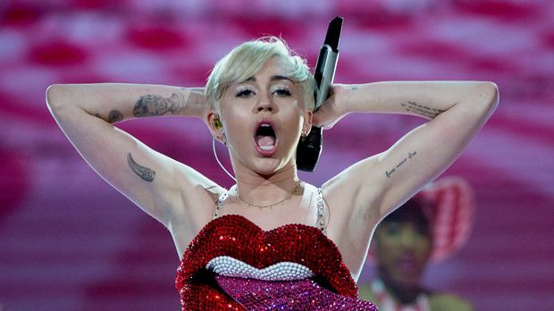 Miley Cyrus Auf Bangerz Tour Verrückte Party Im Privatjet Prosieben