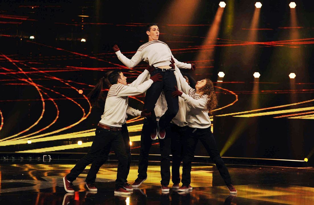 Got-To-Dance-Own-Risk-04-SAT1-ProSieben-Willi-Weber - Bildquelle: SAT.1/ProSieben/Willi Weber