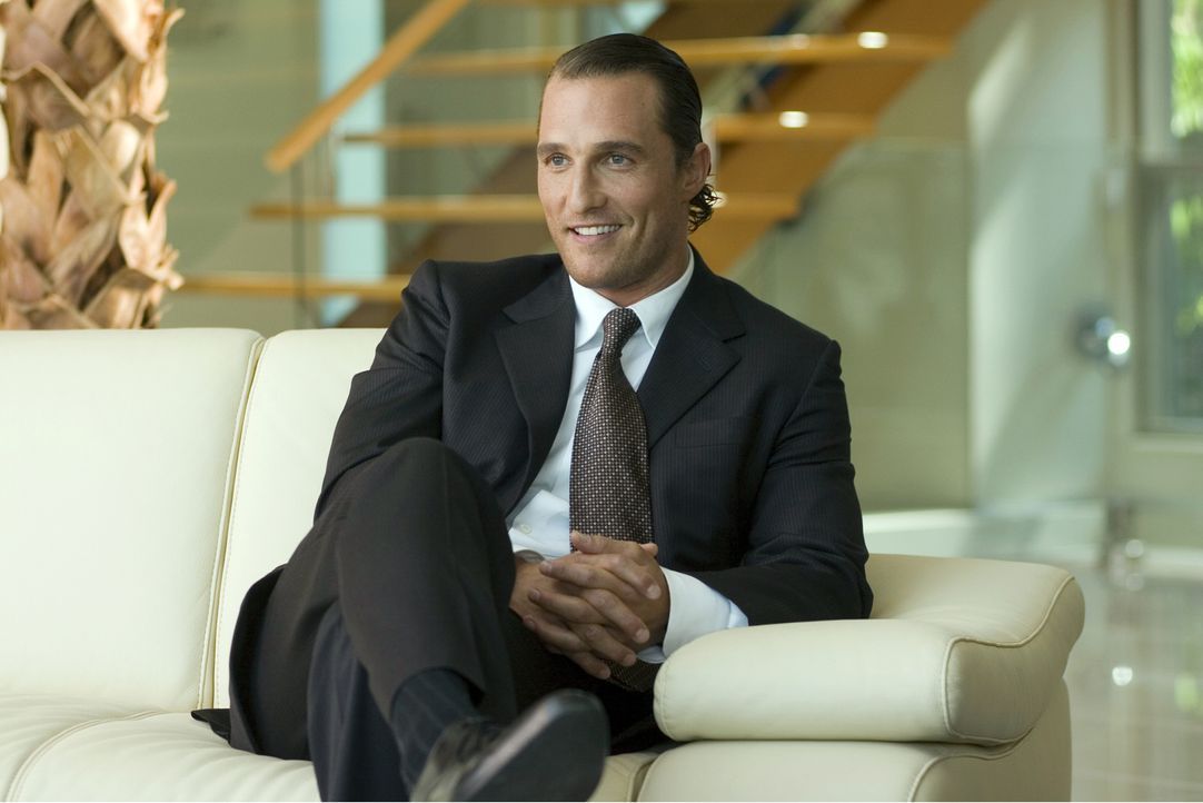 Zunächst kann Brendon (Matthew McConaughey) dank seiner hellseherischen Fähigkeiten Millionen erwetten. Doch dann verlässt ihn sein Glück und zwisch... - Bildquelle: Morgan Creek Productions