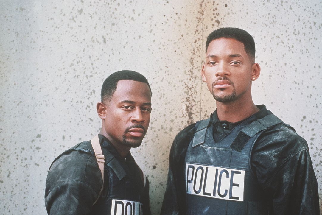 Harte Jungs: Burnett (Martin Lawrence, l.) und sein Partner Lowrey (Will Smith, r.) vom Miami Police Department ... - Bildquelle: 1995 Columbia Pictures Industries, Inc. All Rights Reserved.