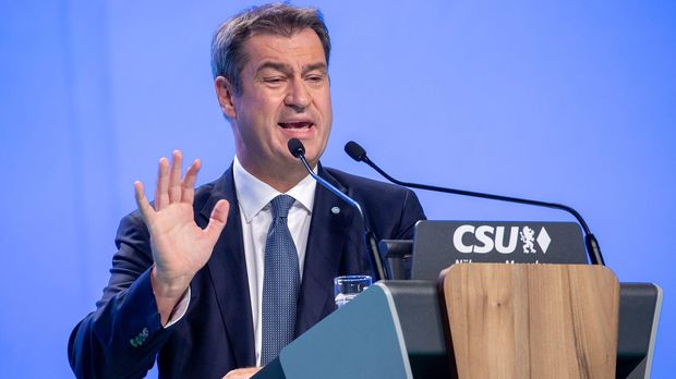 Söder stellt sich klar hinter Laschet