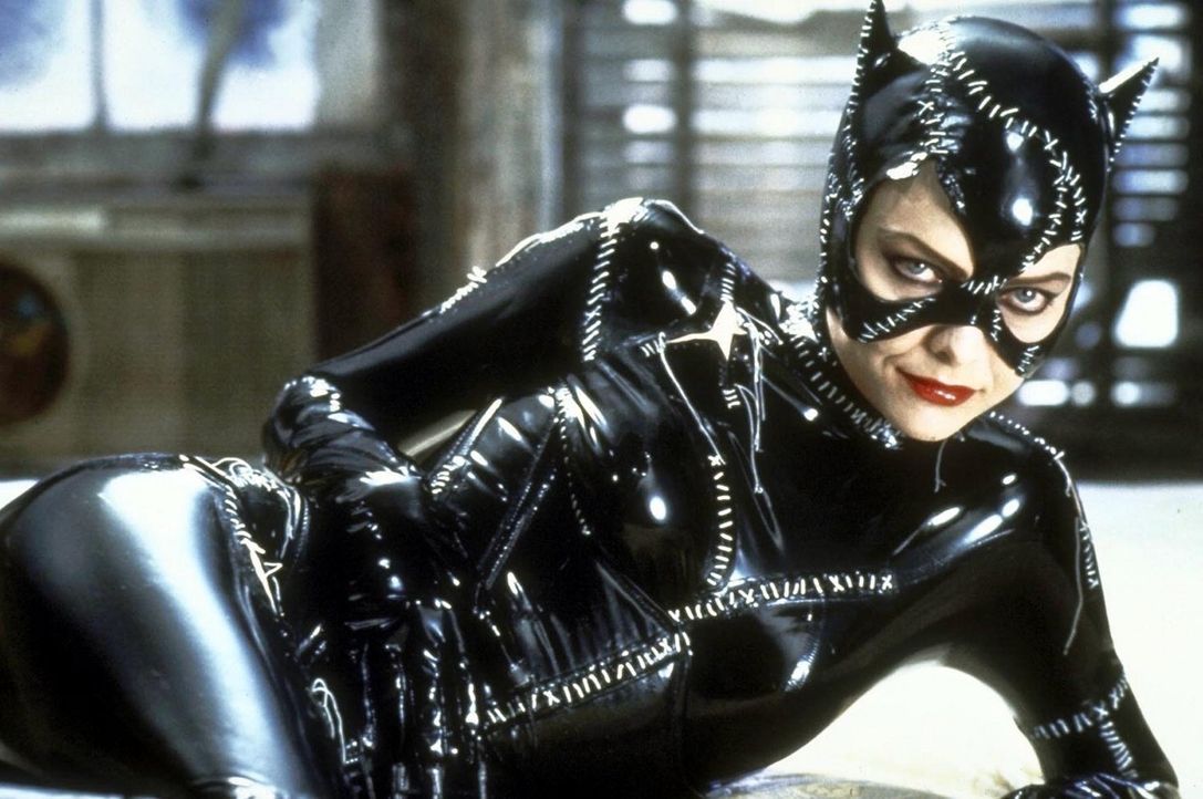 Was führt Catwoman (Michelle Pfeiffer) im Schilde? - Bildquelle: Warner Bros.