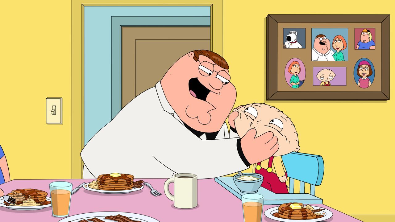 Peter Griffin (l.); Stewie Griffin (r.) - Bildquelle: 2021-2022 Fox Broadcasting Company, LLC. All rights reserved