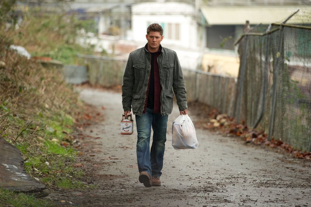 Als Dean (Jensen Ackles) in einer anderen Welt aufwacht, hat er gegen ungewöhnliche Dämonen zu kämpfen ... - Bildquelle: Warner Bros. Television