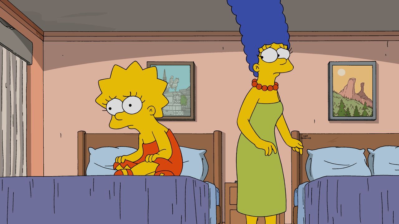 Lisa (l.) hat mal wieder ein neues Jazzstück komponiert und trägt es stolz der Familie vor. Kurz darauf muss sie leider belauschen, wie Marge (r.) H... - Bildquelle: 2015 Fox and its related entities.  All rights reserved.