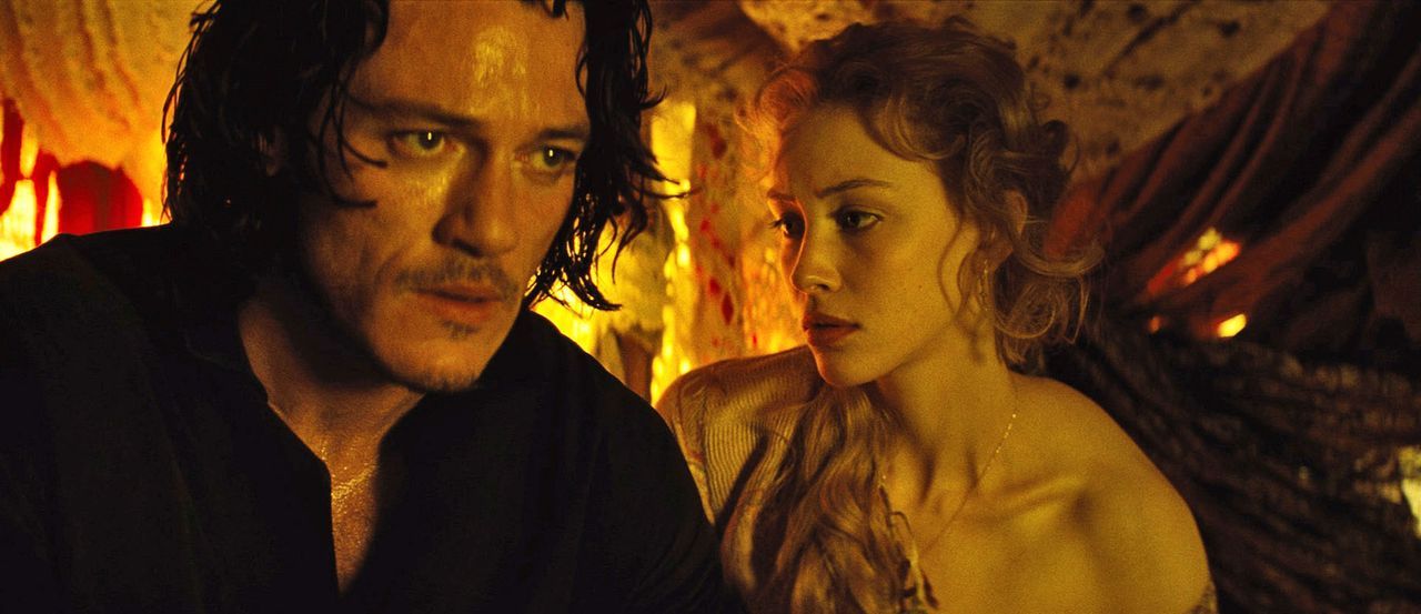 Dracula-Untold-15-Universal-Pictures