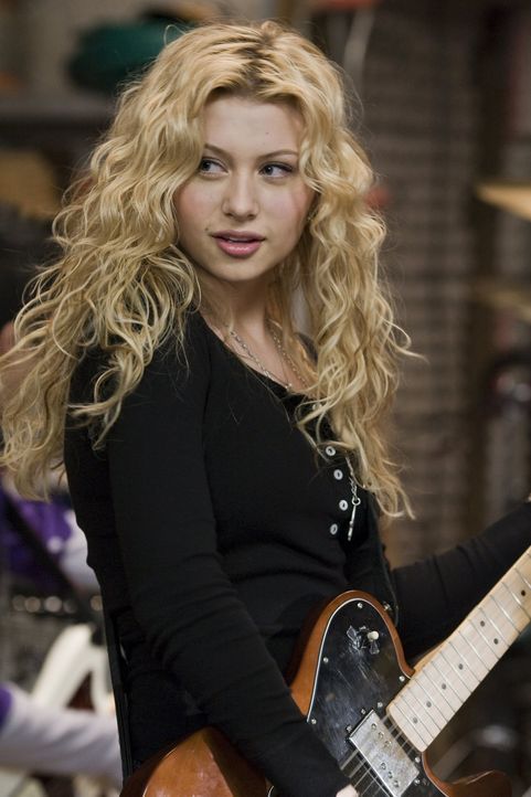 Charlotte (Alyson Michalka) hat nur noch eines im Sinn: Sie will beim Bandslam gegen ihren Ex-Freund Ben Wheatley gewinnen. Kein leichtes Unterfange... - Bildquelle: Van Redin 2009 SUMMIT ENTERTAINMENT, LLC and WALDEN MEDIA, LLC ALL RIGHTS RESERVED.