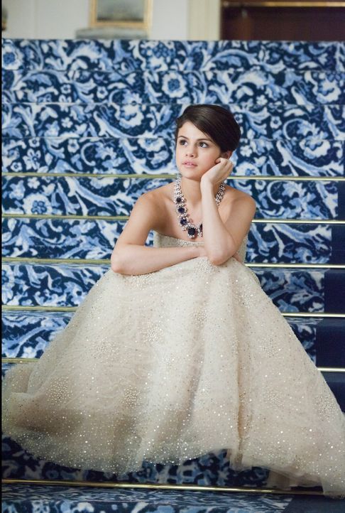 Plötzlich ein Star: Grace (Selena Gomez) ... - Bildquelle: Larry D Horricks 2011 Twentieth Century Fox Film Corporation. All rights reserved.