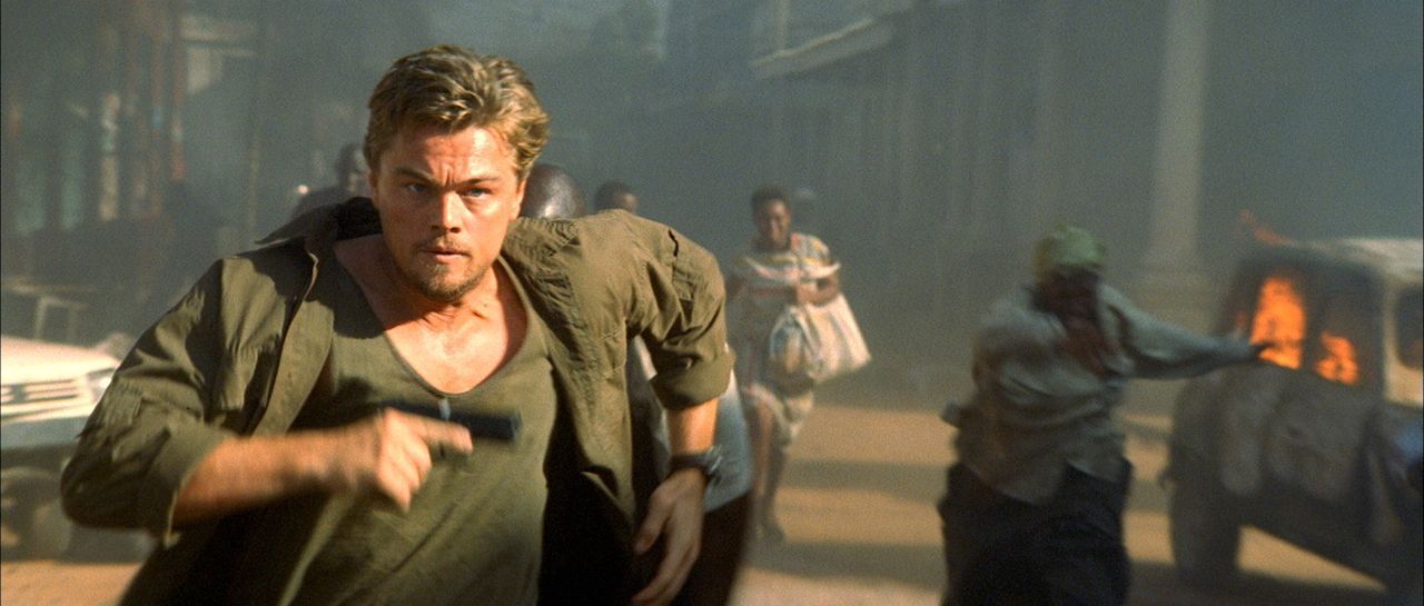 Gerät in die Wirren eines blutigen Bürgerkrieges: Ex-Söldner Danny Archer (Leonardo DiCaprio) ... - Bildquelle: Warner Bros.