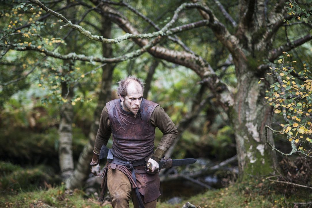 Wird er Ragnar wirklich an König Horik verraten? Floki (Gustaf Skarsgard) ... - Bildquelle: 2014 TM TELEVISION PRODUCTIONS LIMITED/T5 VIKINGS PRODUCTIONS INC. ALL RIGHTS RESERVED.