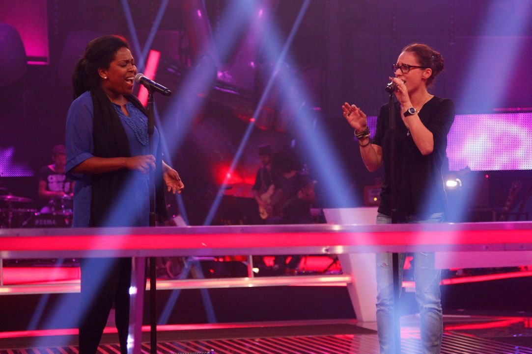 battle-menna-vs-july-07-the-voice-of-germany-huebnerjpg 2160 x 1440 - Bildquelle: SAT.1/ProSieben/Richard Hübner