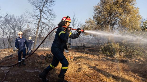 So ist die Brand- und Wetterlage in Urlaubsländern