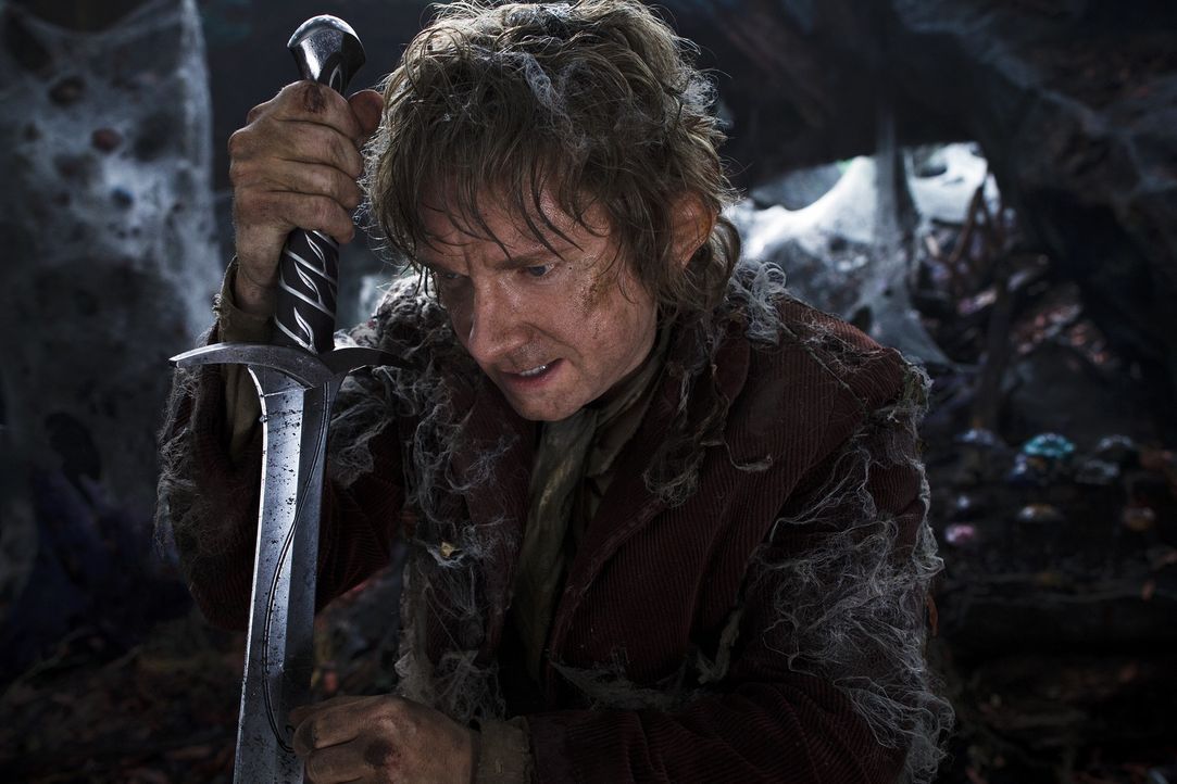 Auf der Suche nach dem bösen Drachen Smaug müssen Bilbo (Martin Freeman) und seine Gefährten den Düsterwald durchforsten. Dieser wimmelt nur so von... - Bildquelle: 2013 METRO-GOLDWYN-MAYER PICTURES INC. and WARNER BROS. ENTERTAINMENT INC.