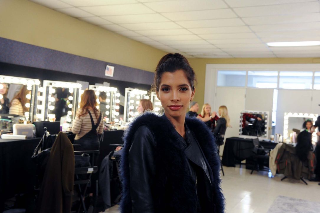 GNTM-Stf11-Epi10-backstage-05-ProSieben-Micah-Smith - Bildquelle: ProSieben/Micah Smith