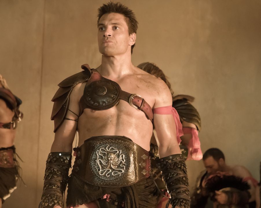 Die Eröffnungsspiele der neuen Arena stehen an. Für die Gladiatoren von Batiatus beginnt ein Kampf auf Leben und Tod: Crixus (Manu Bennett) ... - Bildquelle: 2010 Starz Entertainment, LLC