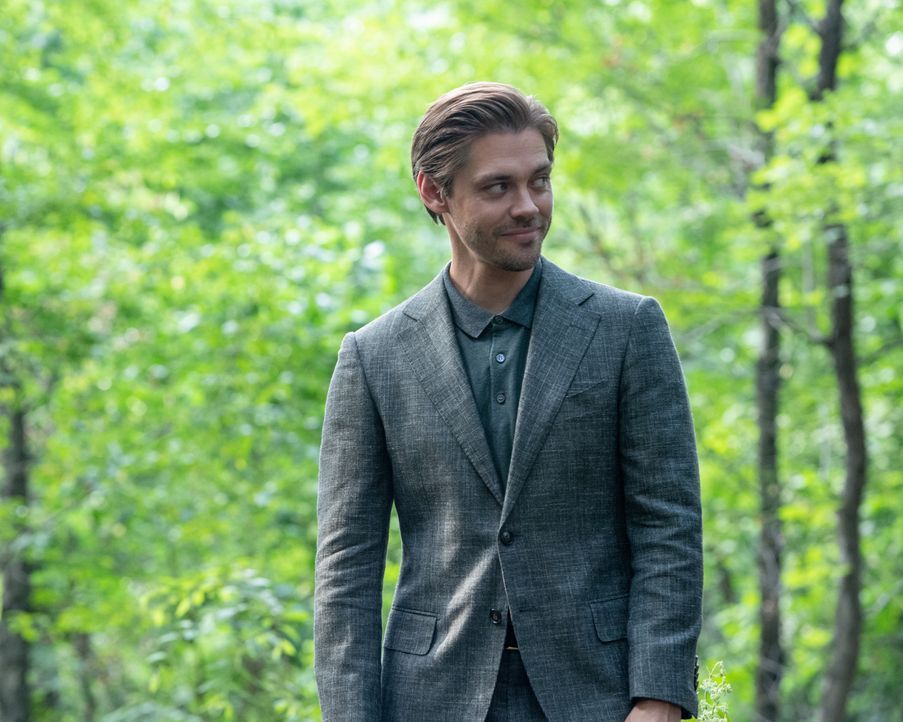Malcolm Bright (Tom Payne) - Bildquelle: David Giesbrecht 2019 Warner Bros. Entertainment Inc. All Rights Reserved. / David Giesbrecht