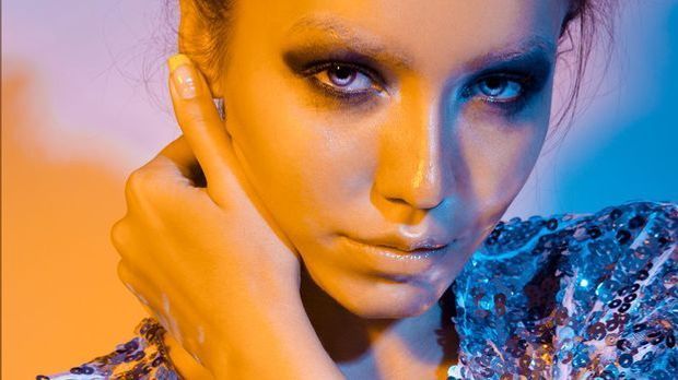 Smokey Eyes und/oder auffällig geschminkt – worauf du bei blauer Augenfarbe a...