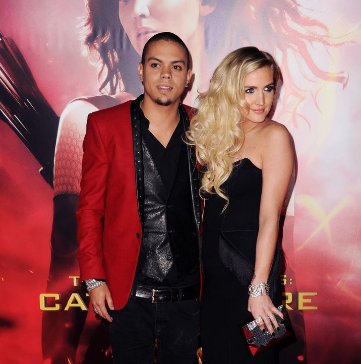 The-Hunger-Games-Premiere-LA-Ashlee-Simpson-Evan-Ross-13-11-18-AFP - Bildquelle: AFP