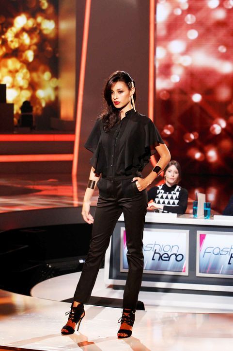 Fashion-Hero-Epi06-Gewinneroutfits-Rayan-Odyll-s-Oliver-01-Richard-Huebner-TEASER - Bildquelle: Richard Huebner