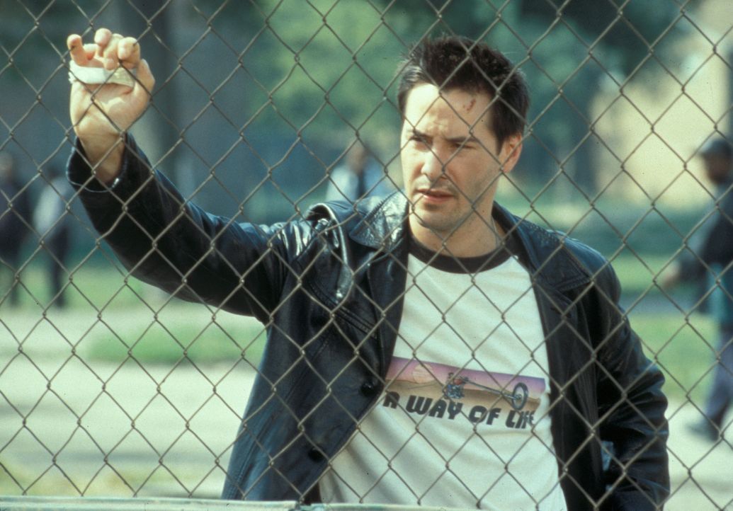 Um seine Wettschulden zu decken, soll Tickethehler Conor O'Neill (Keanu Reeves) Coach eines Kinderbaseballteams werden. Doch dazu hat er gar keine L... - Bildquelle: Paramount Pictures