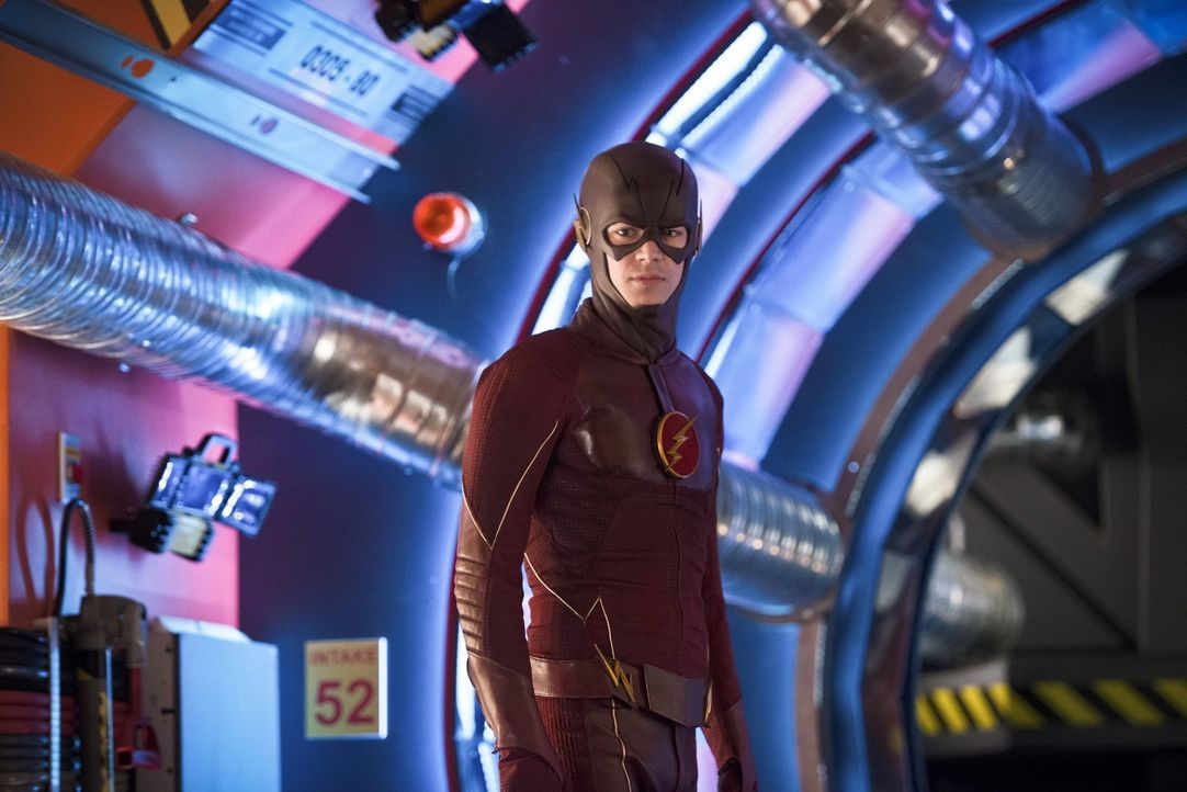 Gelingt es Barry alias The Flash (Grant Gustin), in der Zeit zurück zu reisen und nichts zu verändern? - Bildquelle: Warner Bros. Entertainment, Inc.