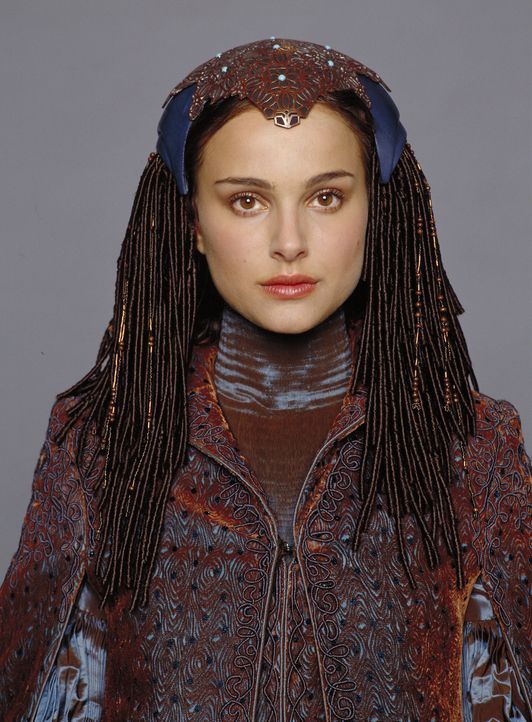 Immer wieder vergeblich versucht die hochschwangere Padmé (Natalie Portman) Anakin davon zu überzeugen, sich endlich von der dunklen Seite abzuwen... - Bildquelle: Lucasfilm Ltd. & TM. All Rights Reserved.
