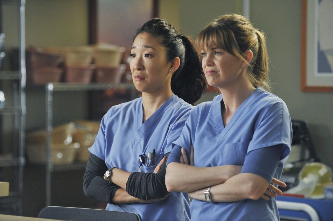 Ein aufregender Arbeitstag wartet auf Cristina (Sandra Oh, l.) und Meredith (Ellen Pompeo, r.) ... - Bildquelle: ABC Studios