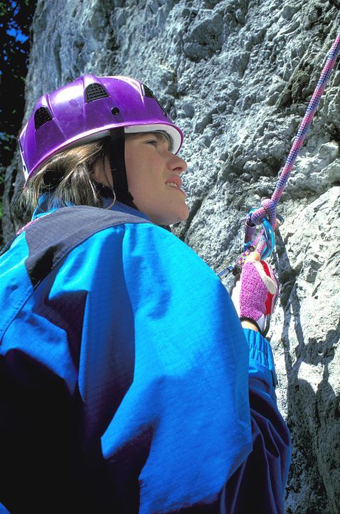 Obwohl Mascha (Nina Kronjäger) blind ist, fühlt sie sich in den Bergen wie zu Hause. Mutig startet sie zu einer gefährlichen Kletterpartie ... - Bildquelle: ProSieben