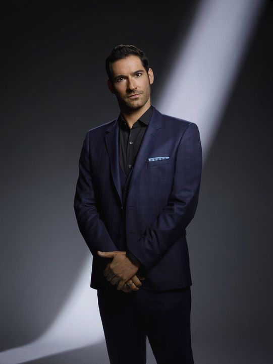 (2. Staffel) - Als wären die Kriminalfälle nicht schon genug, muss sich Lucifer (Tom Ellis) auch noch um seine Mutter kümmern, nachdem diese aus der... - Bildquelle: 2016 Warner Brothers