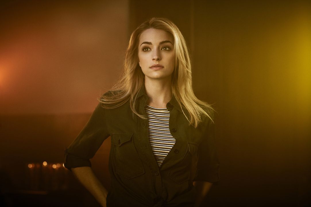 (1. Staffel) - Als Katherine "Kat" Rance (Brianne Howey) vom Collage zurück in ihr Elternhaus zieht und mit den Folgen eines grauenvollen Unfalls zu... - Bildquelle: Patrick Ecclesine 2016 Fox and its related entities.  All rights reserved.