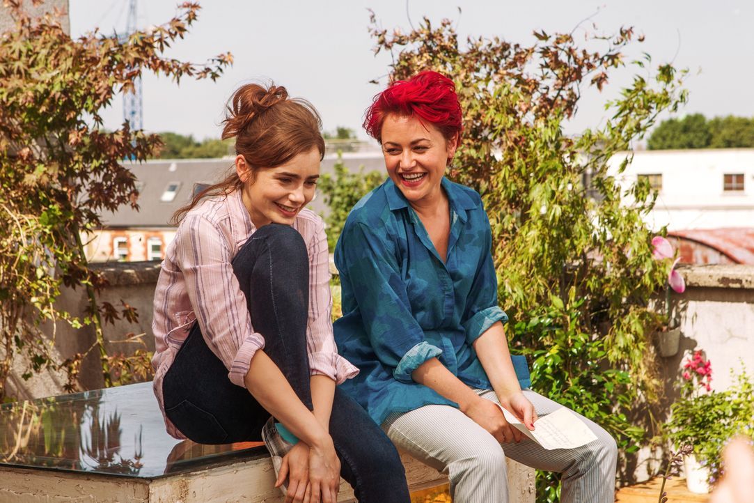 Bei all dem Chaos in ihrem Leben kann Rosie (Lily Collins, l.) eine Freundin wie Ruby (Jaime Winstone, r.) nur zu gut gebrauchen ... - Bildquelle: Constantin Film Verleih GmbH