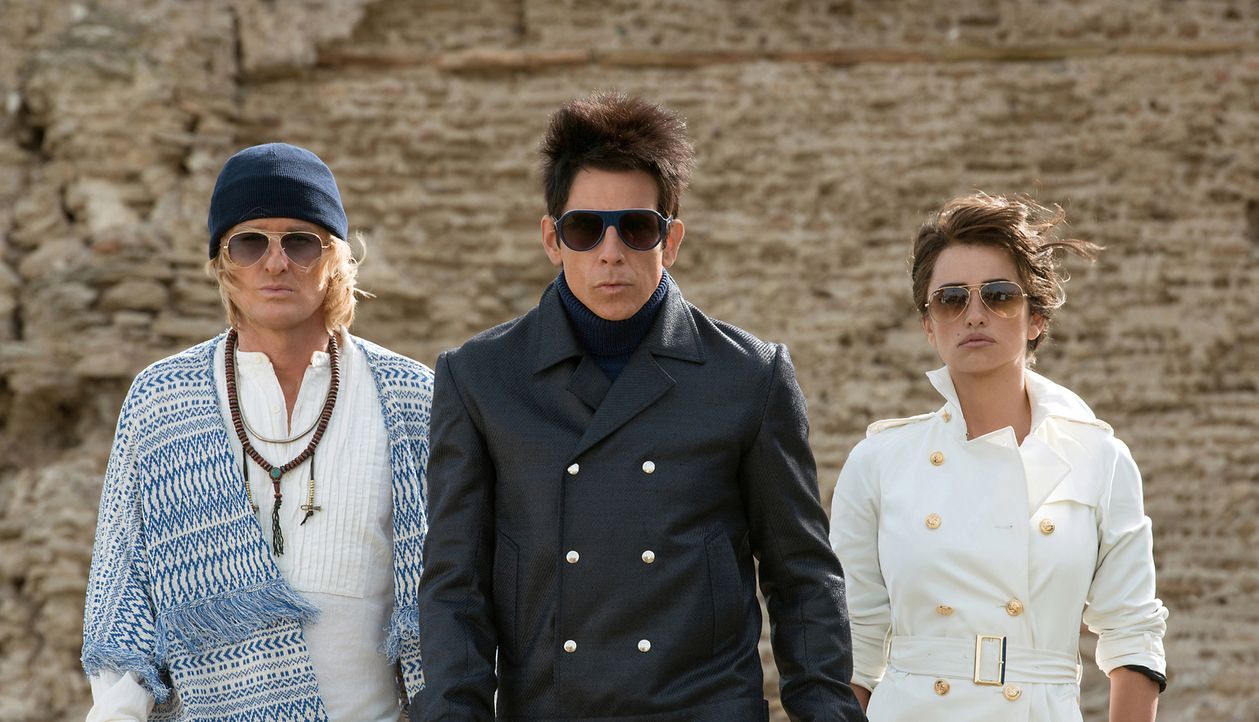 Eine ganz besondere Jagd nach dem Mörder einiger Popstars wartet auf Hansel (Owen Wilson, l.), Derek (Ben Stiller, M.) und das ehemalige Bademodenmo... - Bildquelle: 2016 Paramount Pictures